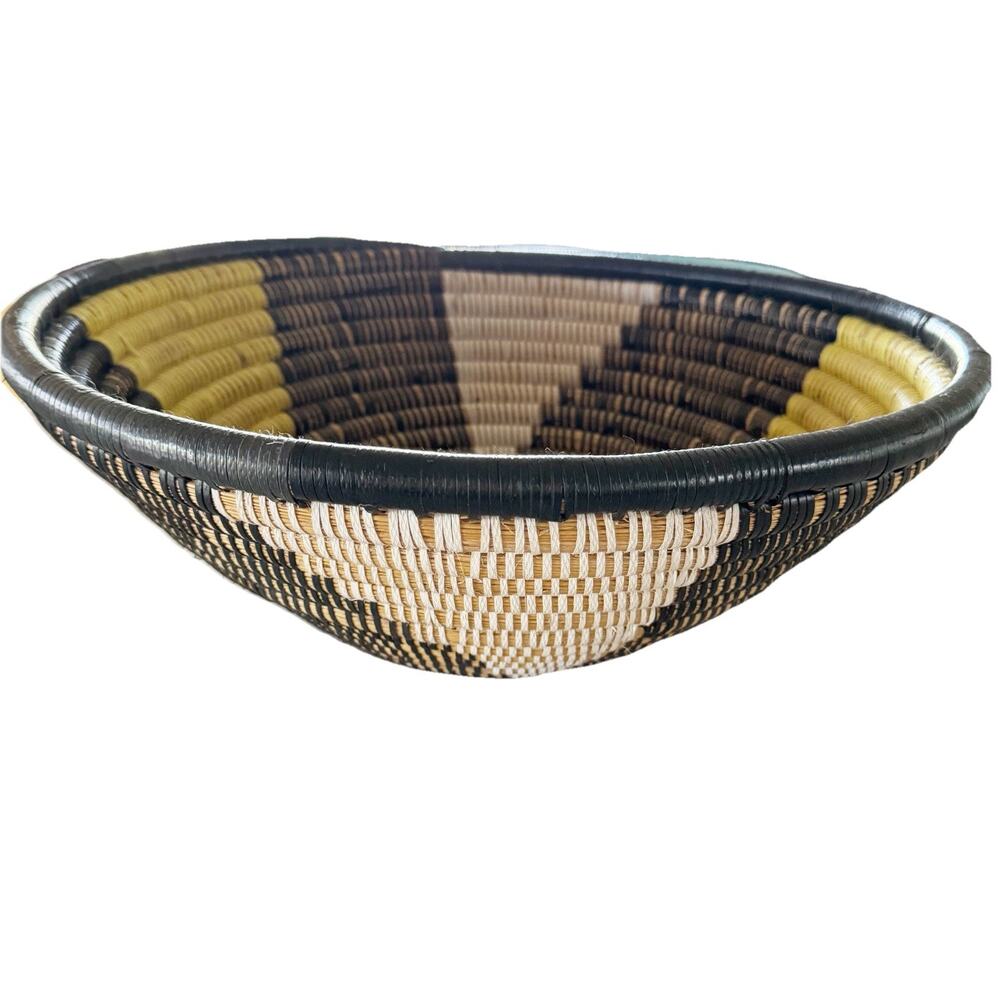 African Large Woven Round Grass Coil Basket Black White Yellow Spiral Pattern‎